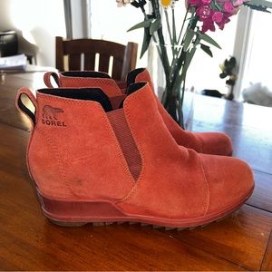 Sorel burnt orange wedge slip on booties